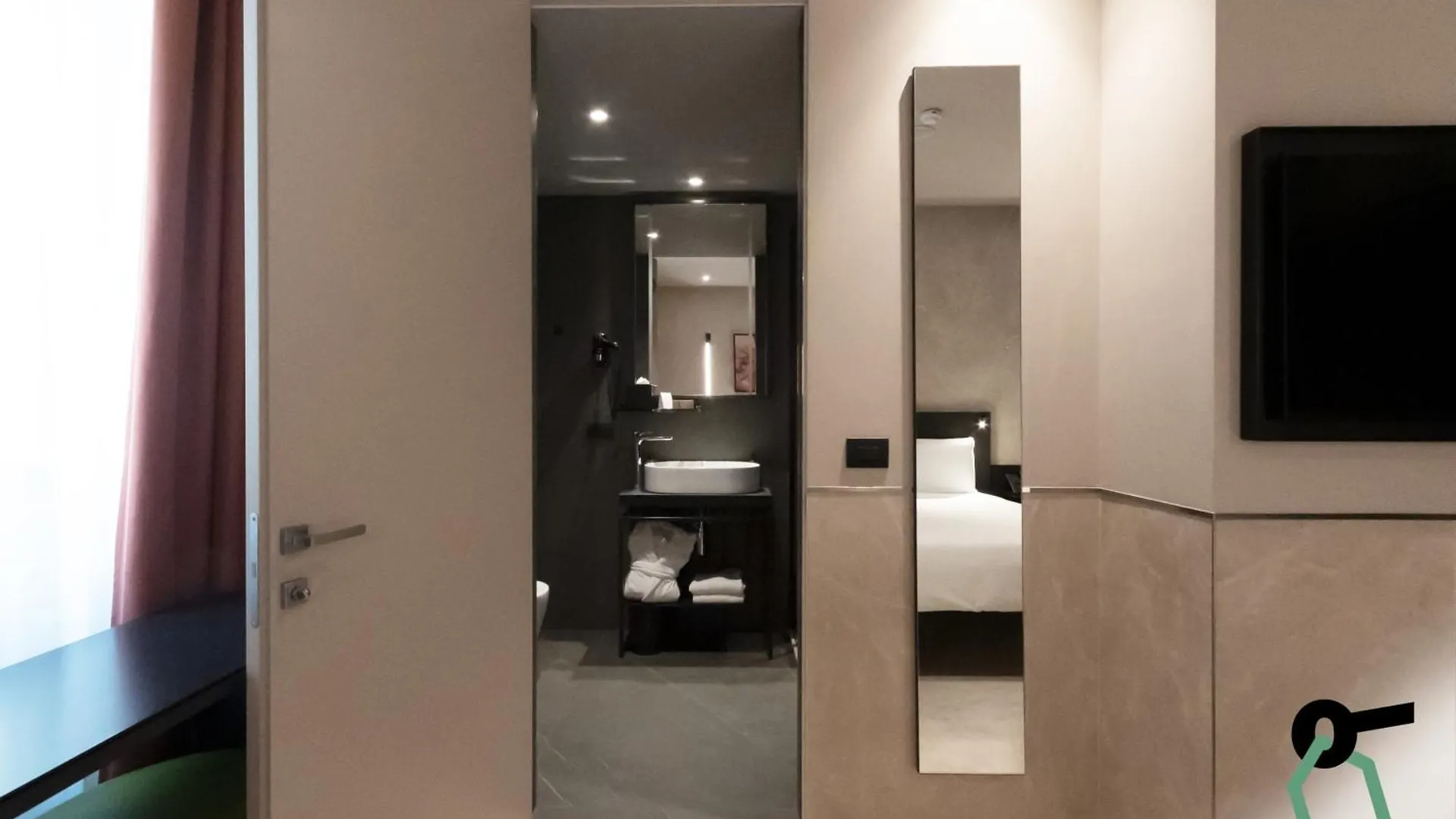 Hotiday Room Collection - Milano Cinque Giornate Hotell